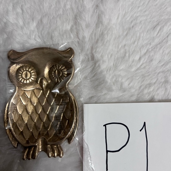 Vintage Brass Owl Ash
Tray - Picture 4 of 4